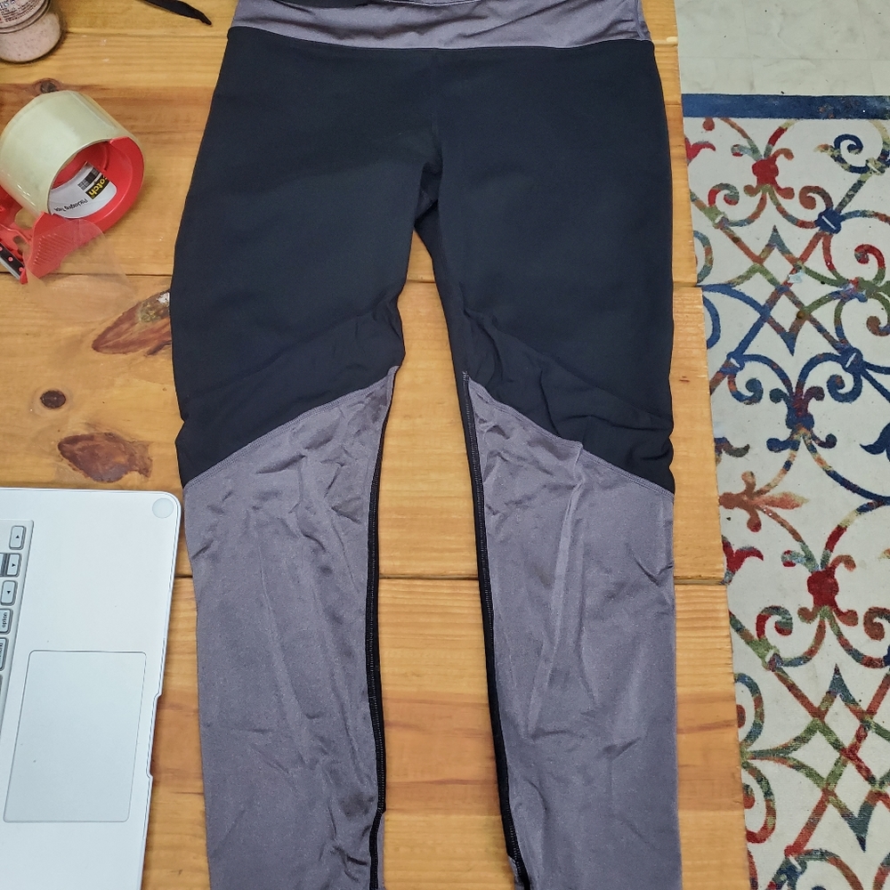 Fabletics leggings